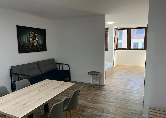 Hotel: Nb Apartments