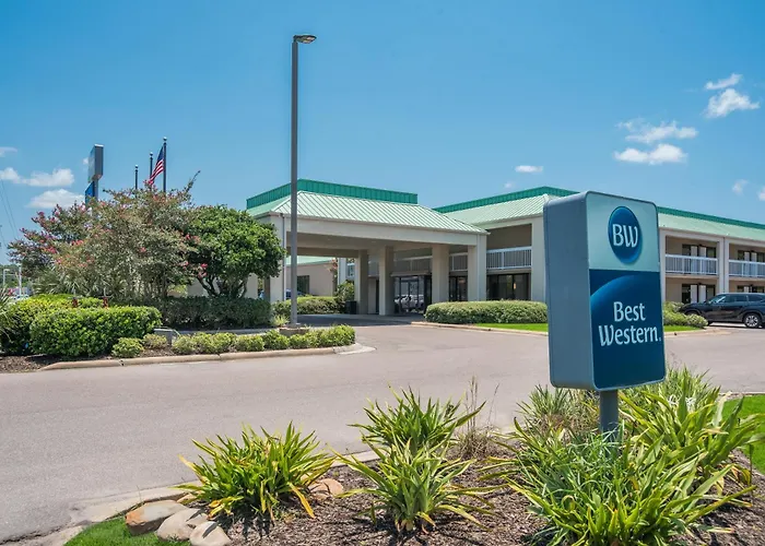 Best Western Flagship Inn