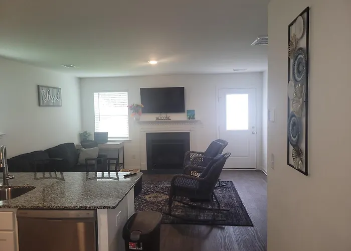 Sc 3755 New 2 Bedroom Townhouse Ft Jackson & Usc