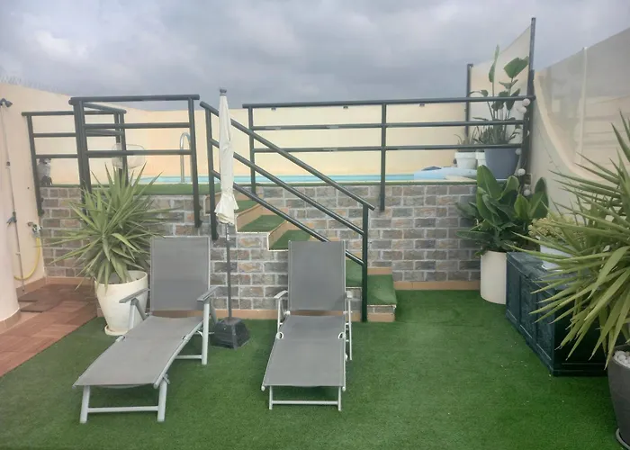 Atico con piscina privada