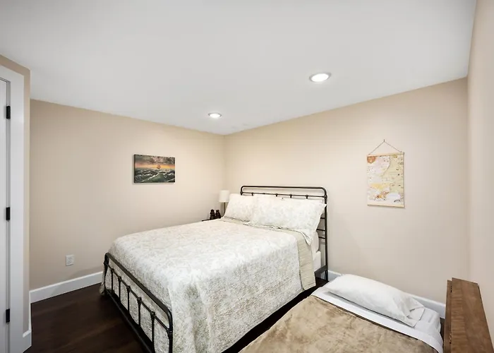 Country Cottage Basement Apartment