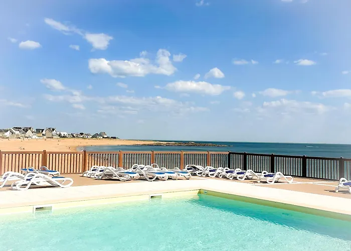 Unique ! Accès direct à la plage ! Duplex Avec grand solarium