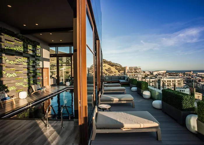 Central hotel: Sunsquare Cape Town City Bowl