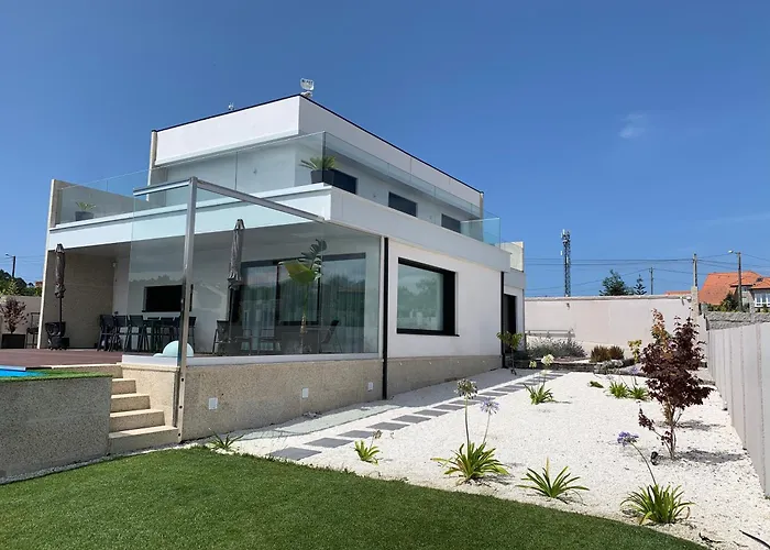 Casa Leiras