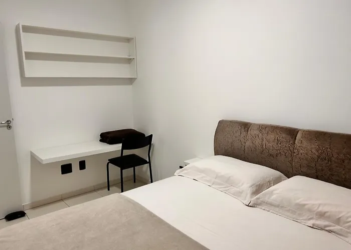 Apto confortável com 3 quartos