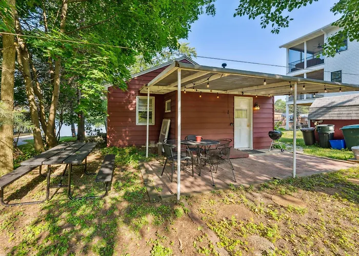 Delavan Retreat W/ Patio On Turtle Lake!
