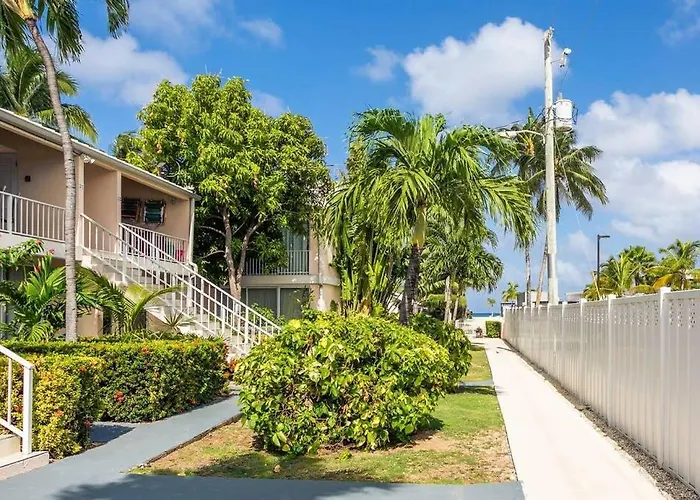 Beach Living At Island Pine Villas Blp