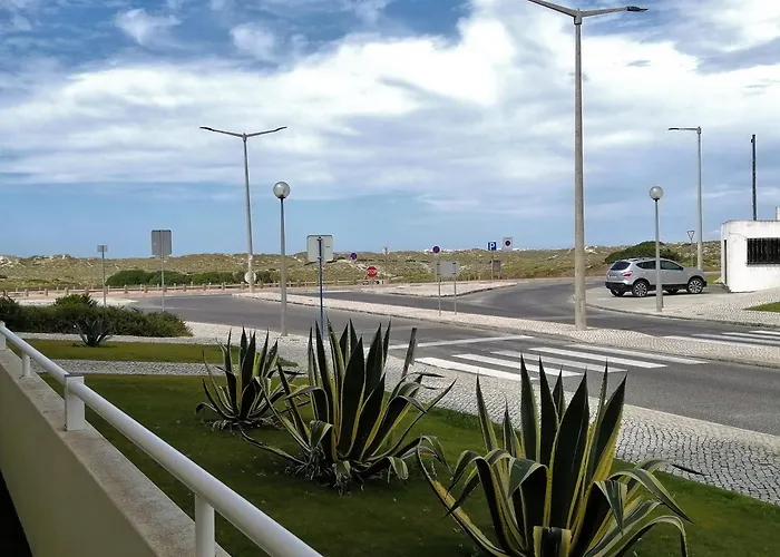 Nalu House Baleal - By The Beach