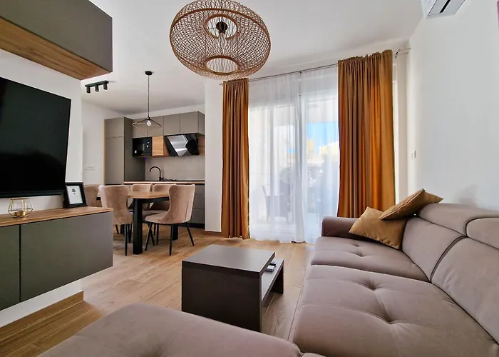 4 Gentlemen Villas With Private Jacuzzi
