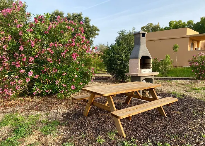Maris Apartments - Holiday Homes