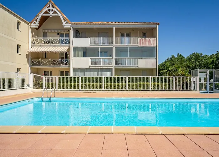 Holiday Home Les Jardins De L'Ocean-2 By Interhome