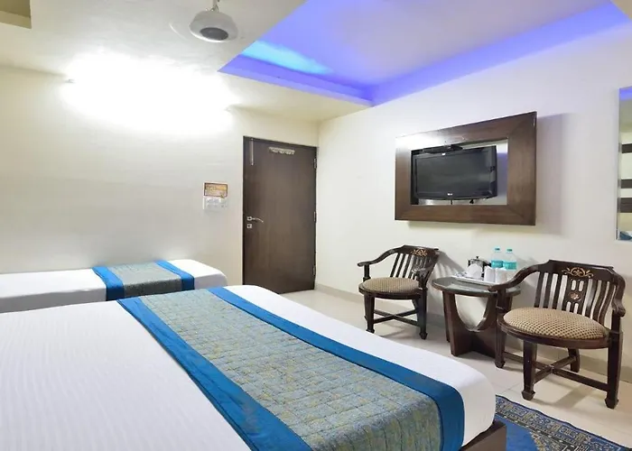 Cheap hotels Sai International