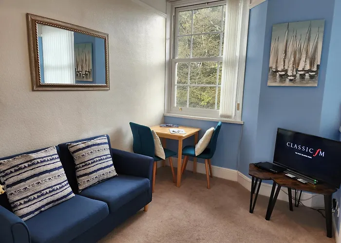 Rose Court Holiday Apartments