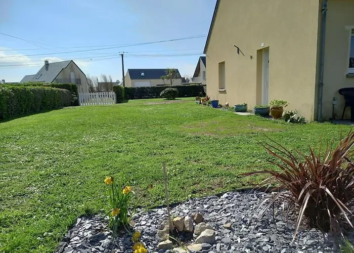 Maison 100m de la plage les pieds dans l'eau