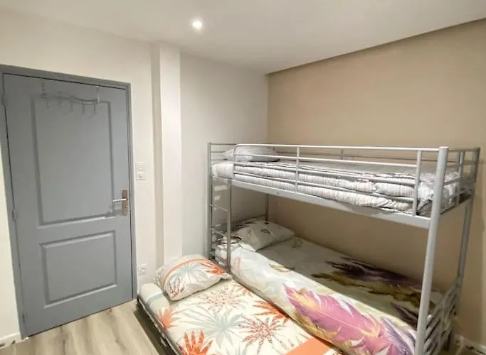 Les Cèdres