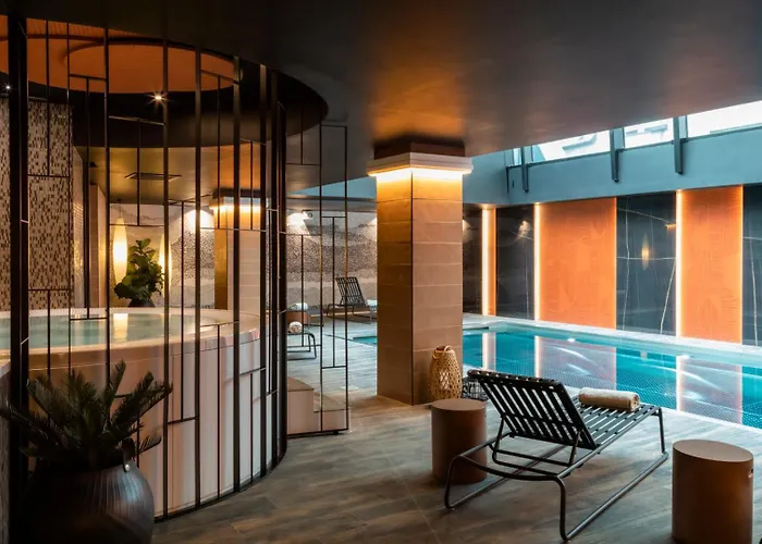 Hôtel de l'aéroport: Hôtel Le Continental