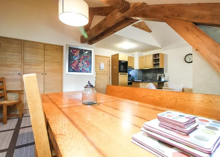 Exceptional 3 Bed Penthouse With Fireplace And Stunning Views