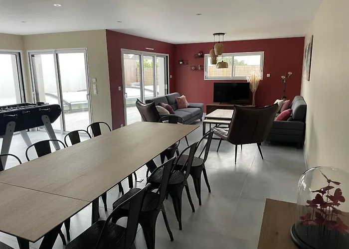 Villa avec piscine, à 5 minutes de la plage. Idéal pour vacances en famille et amis