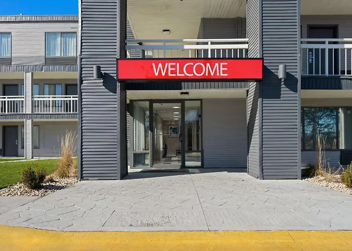Econo Lodge Rockford Casino Area