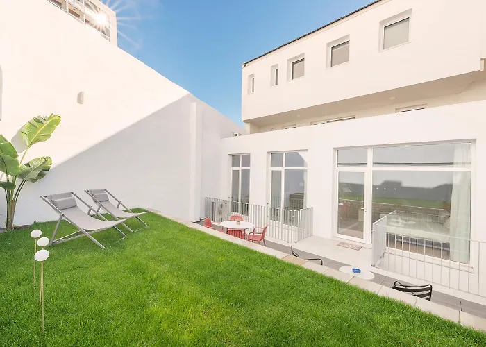 Lisbon Oriente Apartments By Olala Homes