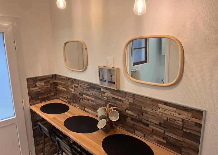 Studio duplex Hypercentre au calme avec parking