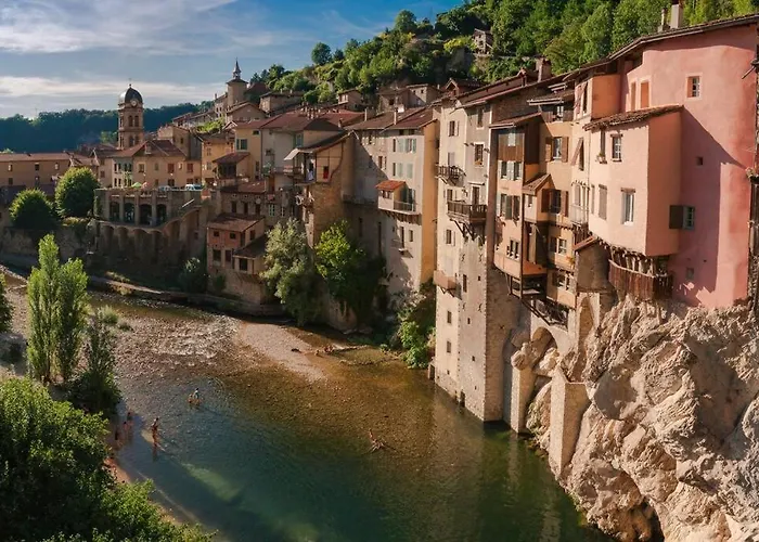 Maison suspendue avec jacuzzi privatif
