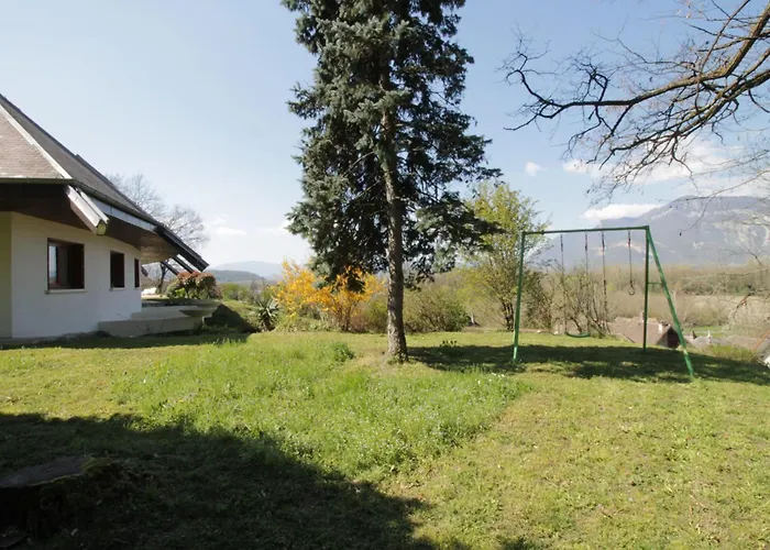 Rare Villa In The Heart Of Little Savoyard Venice