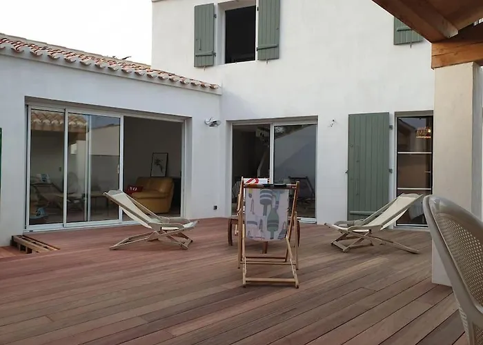 Maison 4 chambres 10 personnes plage à pied à 300 m