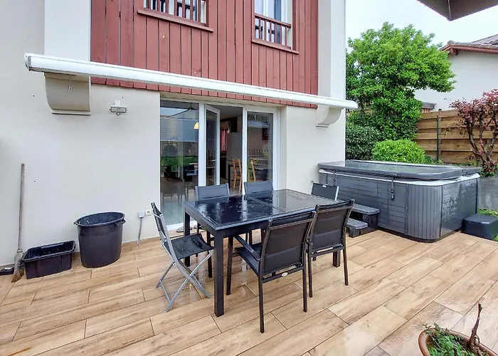 3 Bedroom Gorgeous Home In Angresse