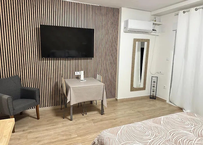 Hotel cerca del aeropuerto: Estudio Dreams alicante