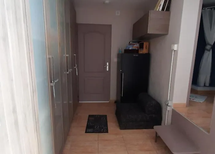 Chambre spacieuse, indépendante, 700m de la gare