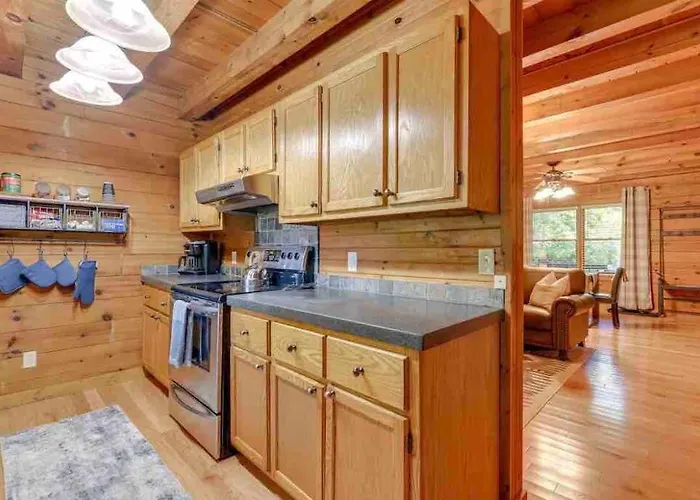 Clover Creek Cabin