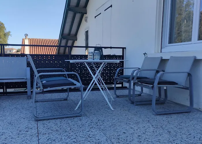 L'Océan pour Voisin, gîte 3 étoiles pour 5 à 6 pers, dans maison, terrasse 34mètres carrés Plage à 1500 m
