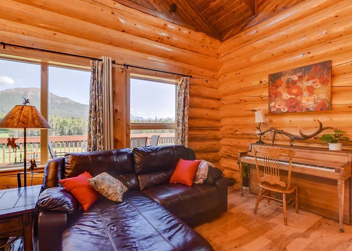 Legacy Mountain Lodge On 40-Acre Ranch W/ Views!