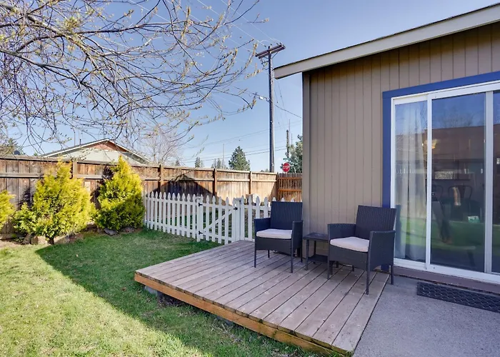 Charming Bend Home W/ Porch & Yard: Great Location