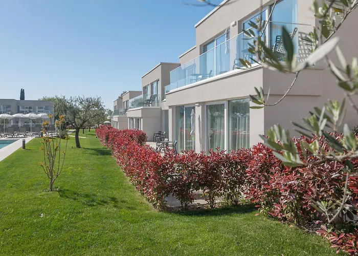 Maj Luxury Residence