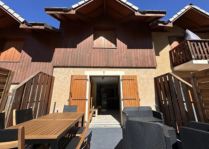 T3 au Plan d’eau d’Embrun avec Garage et Terrasse