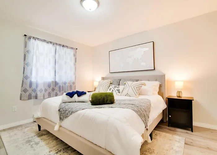 Nn - The Zephyr B - Crestview 1-Bed 1-Bath