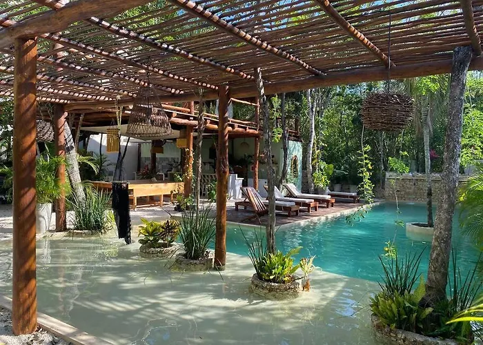 Little Oasis With Private Pool In The Jungle