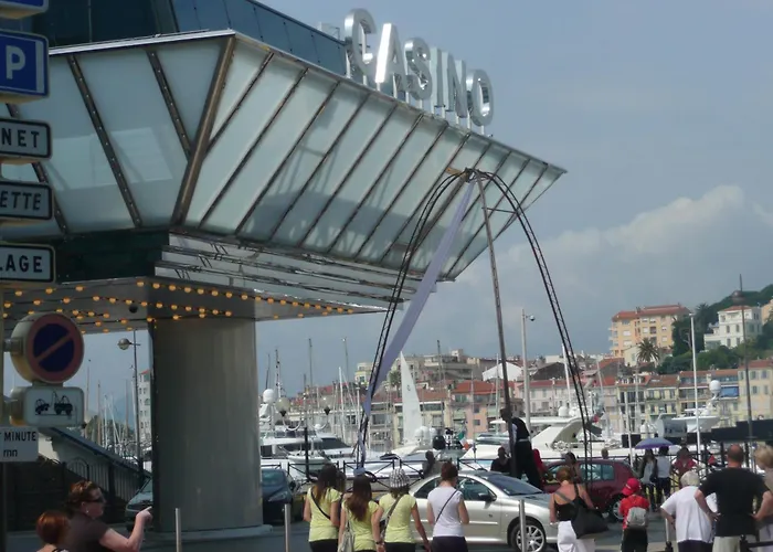 Hôtel Jardin Croisette