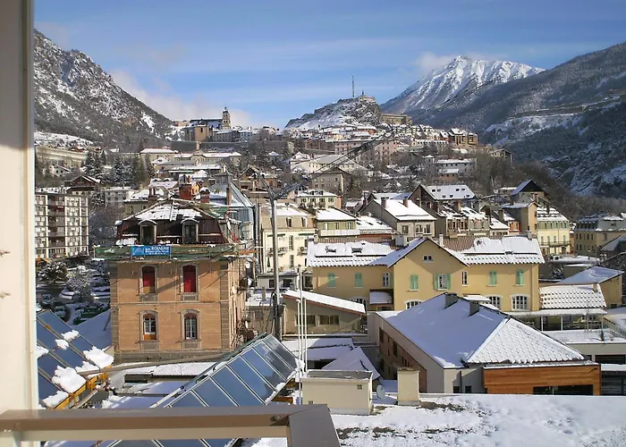 Hôtel central: Hôtel Mont-Brison