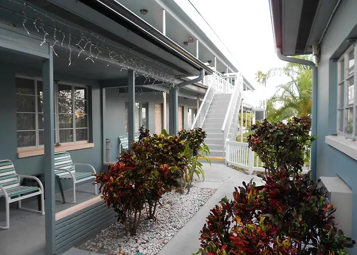Sunrise Resort Motel South