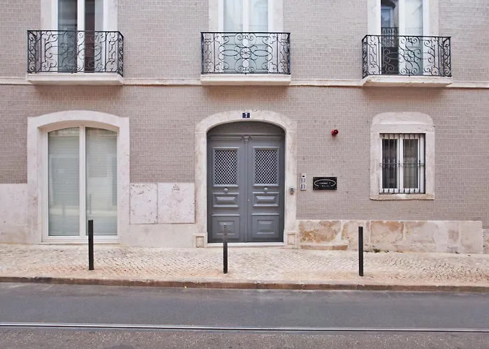Lisbon Five Stars Apartments Combro 7