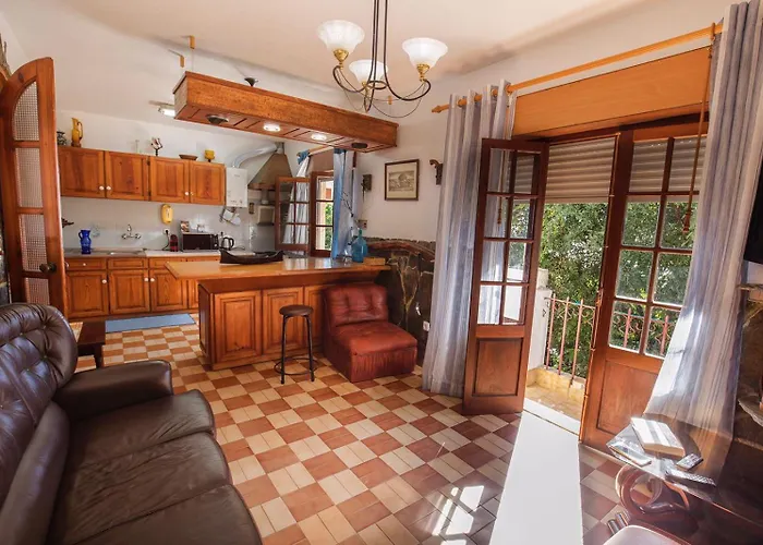 Fonte Da Telha Beach House