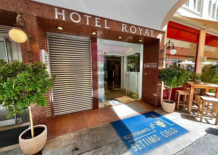 Resort: Hotel Royal