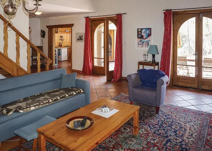 Belle Maison À Roquebrun Avec Cuisine