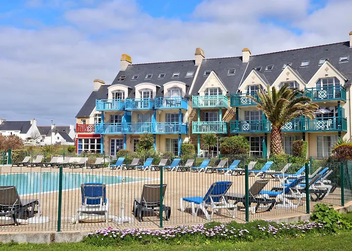 LocaLise - A18 - Appartement avec balcon - Petite vue mer à travers le palmier - Piscine de avril à septembre - Wifi inclus - Animaux admis - Draps inclus - Parking inclus