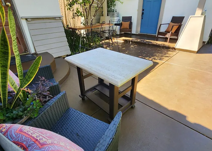 Luxury 2 Bed 1 Bath