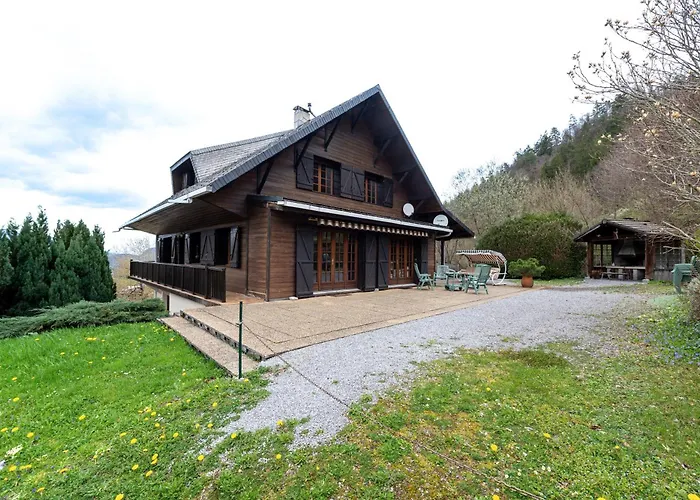 Chalet des Ormes - Maison pour 12 vue montage