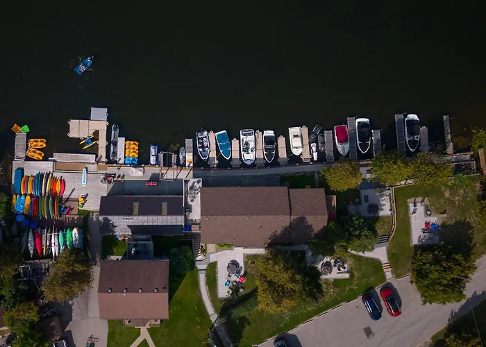 Sauble River Marina And Lodge Resort